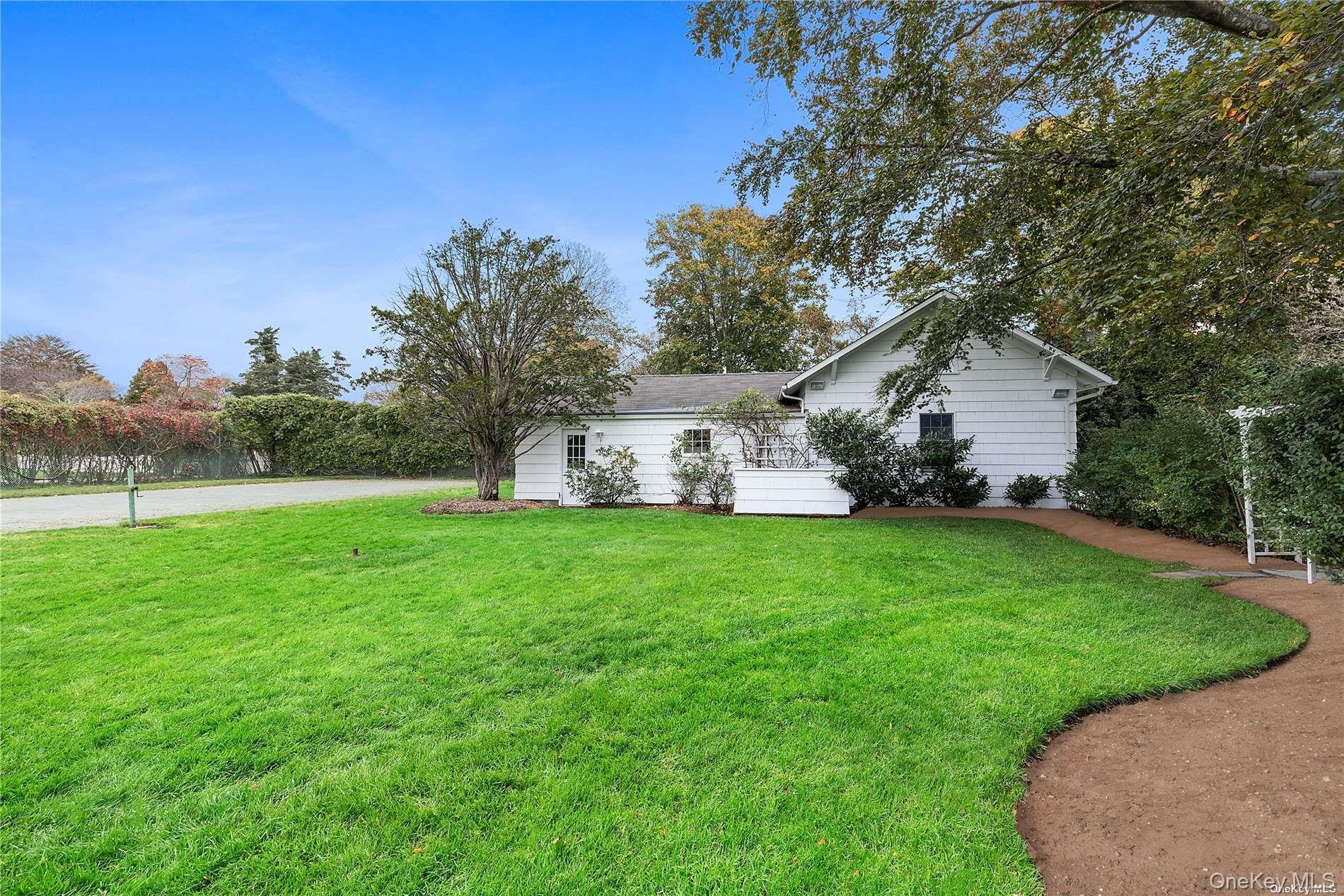 22 Bayfield Lane