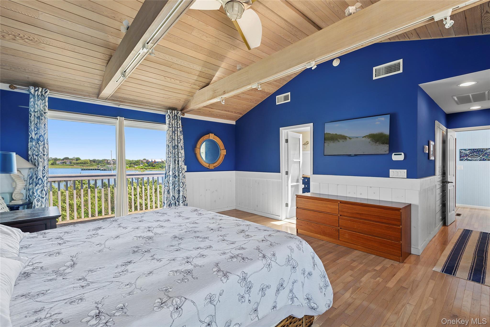 3 Waters Edge Drive