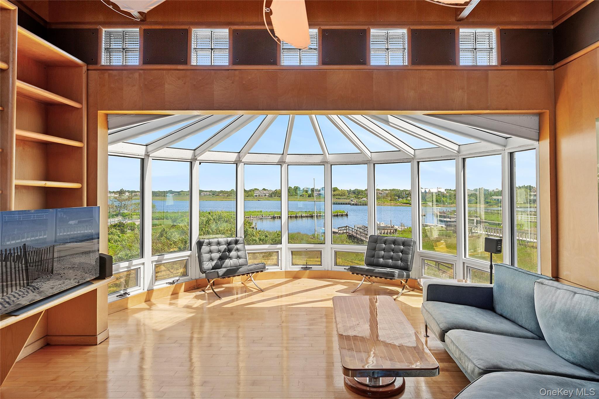 3 Waters Edge Drive