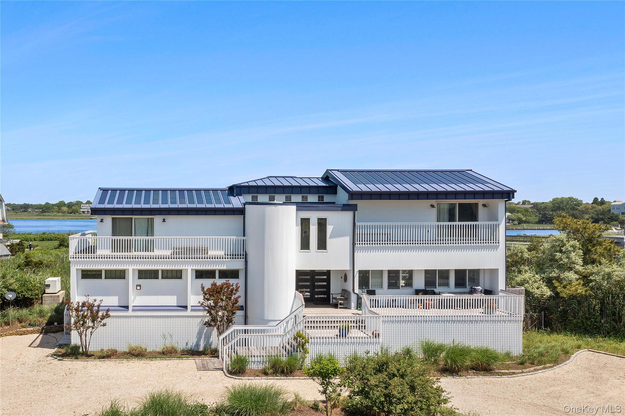 3 Waters Edge Drive