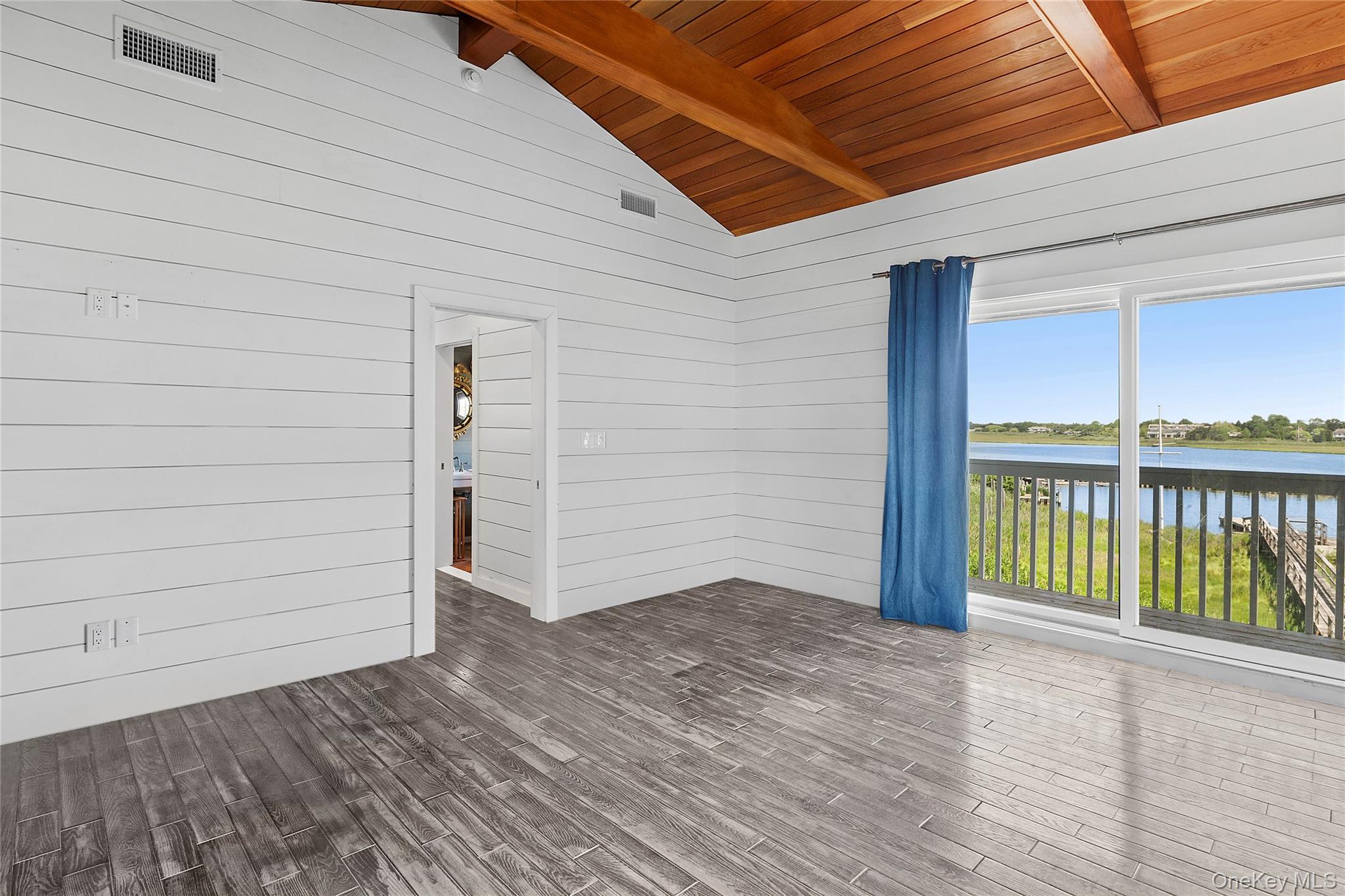 3 Waters Edge Drive