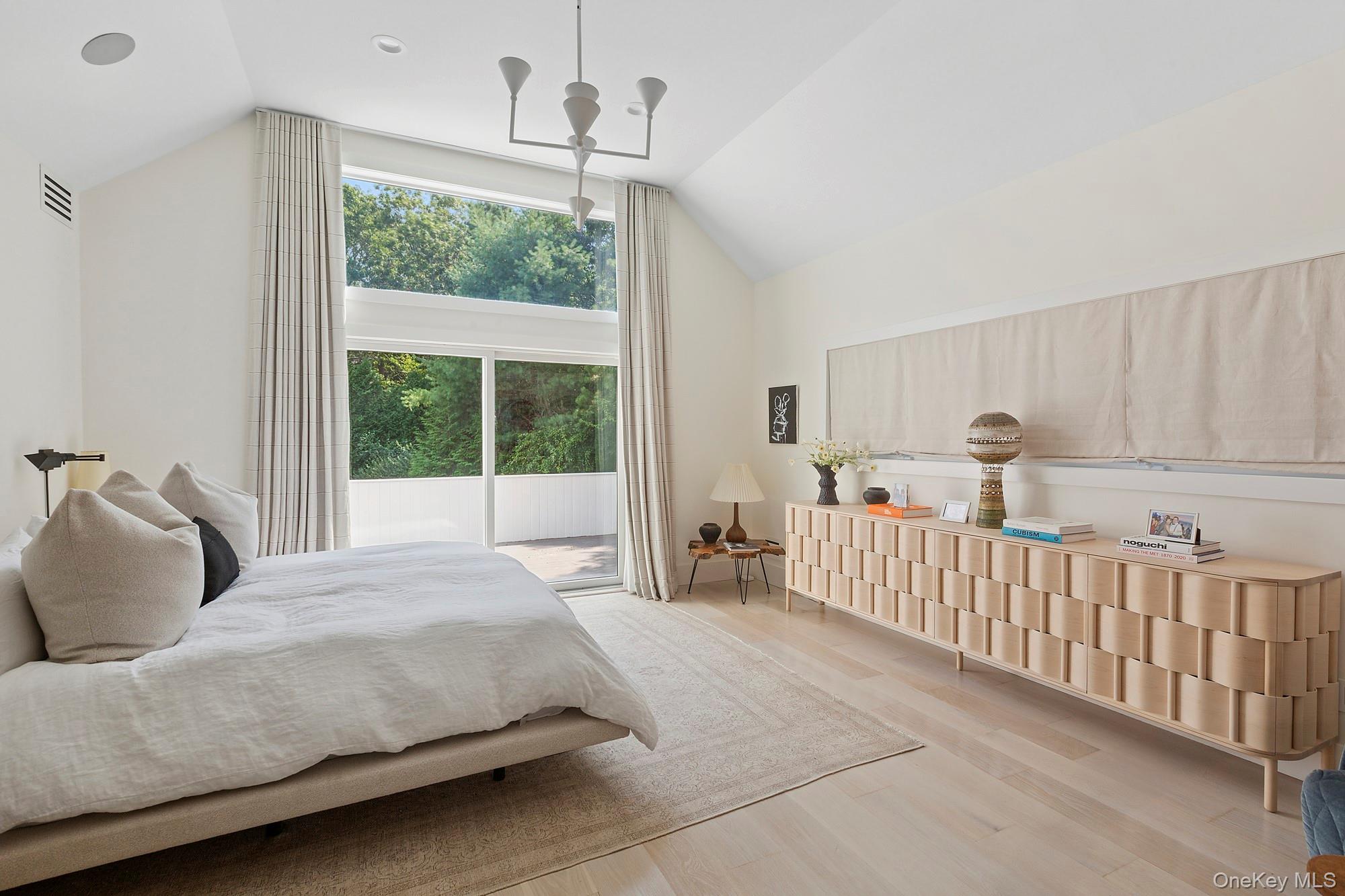 12 Honeysuckle Lane