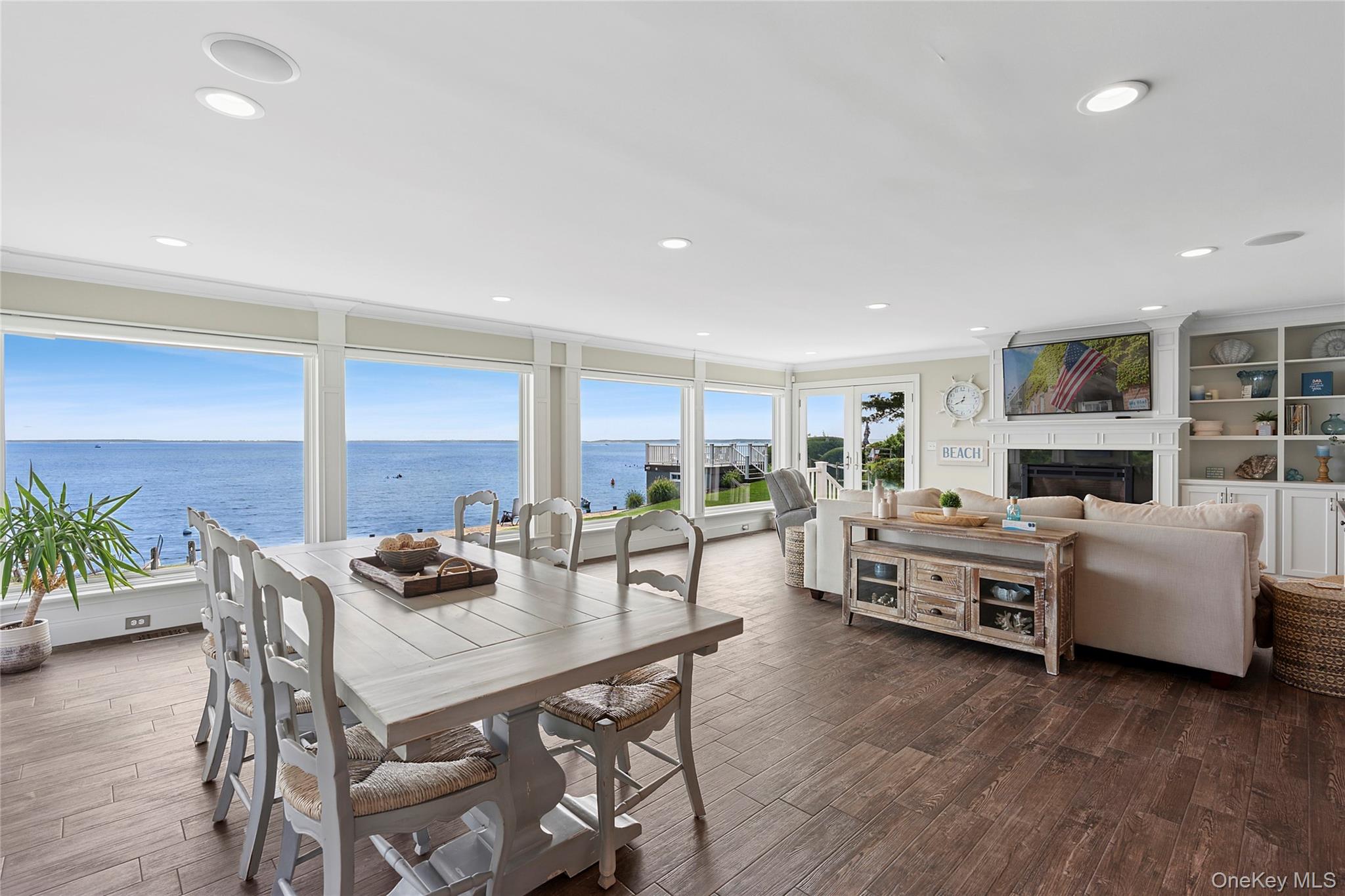 5218 Peconic Bay Boulevard