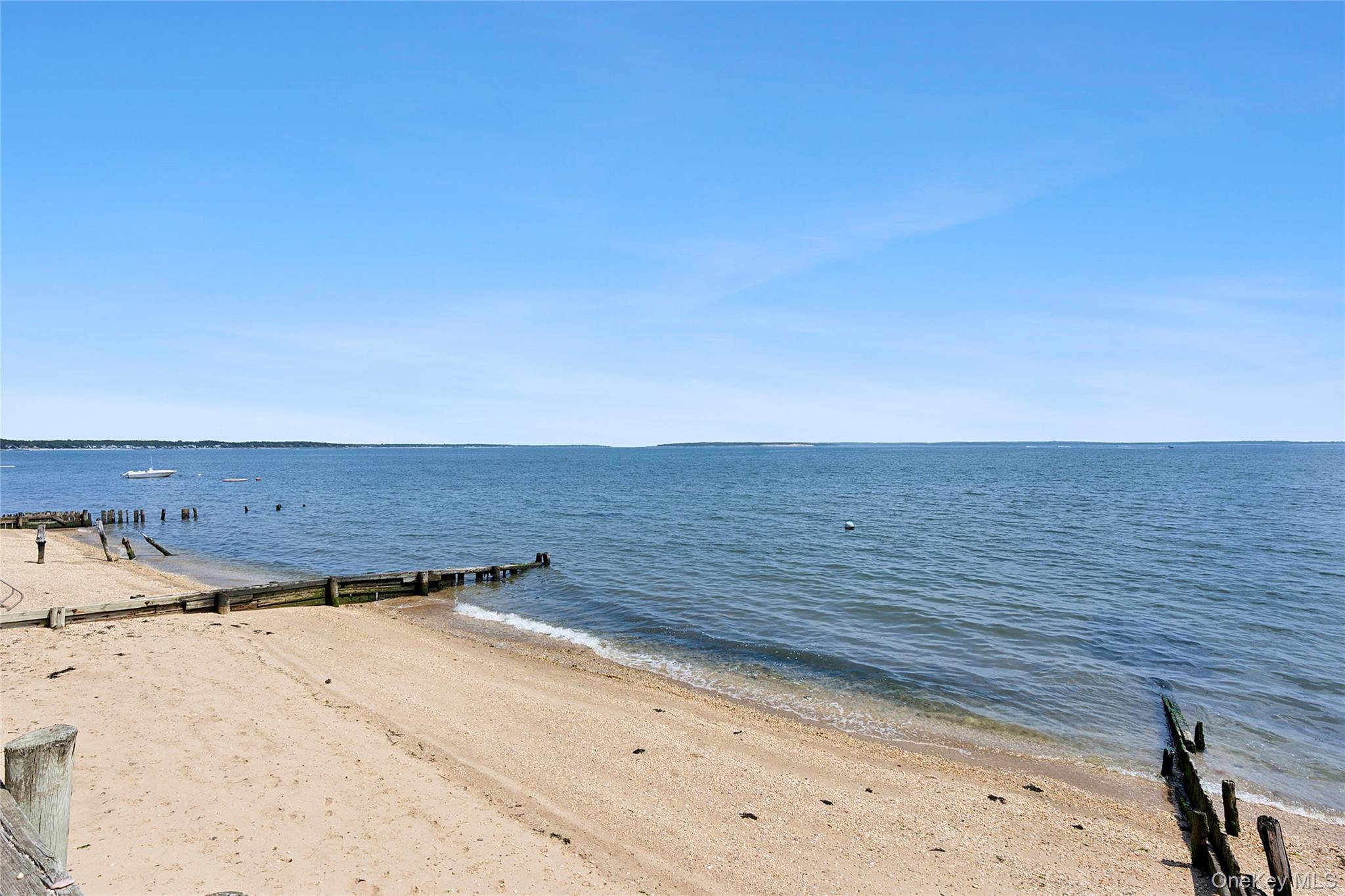 5218 Peconic Bay Boulevard