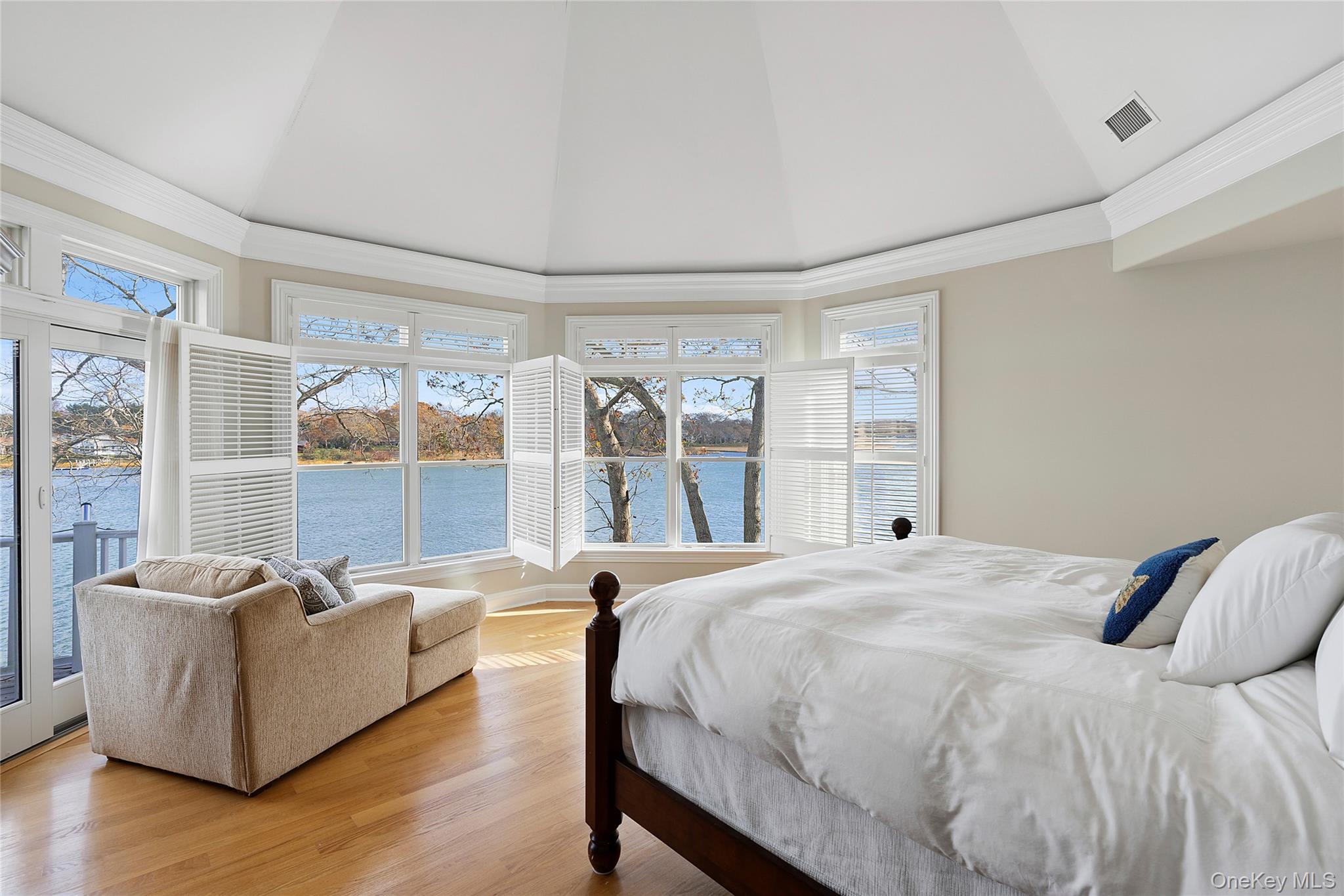 4075 Stillwater Avenue