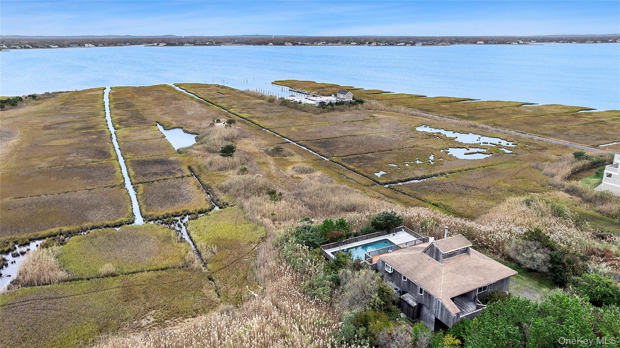542 Dune Road