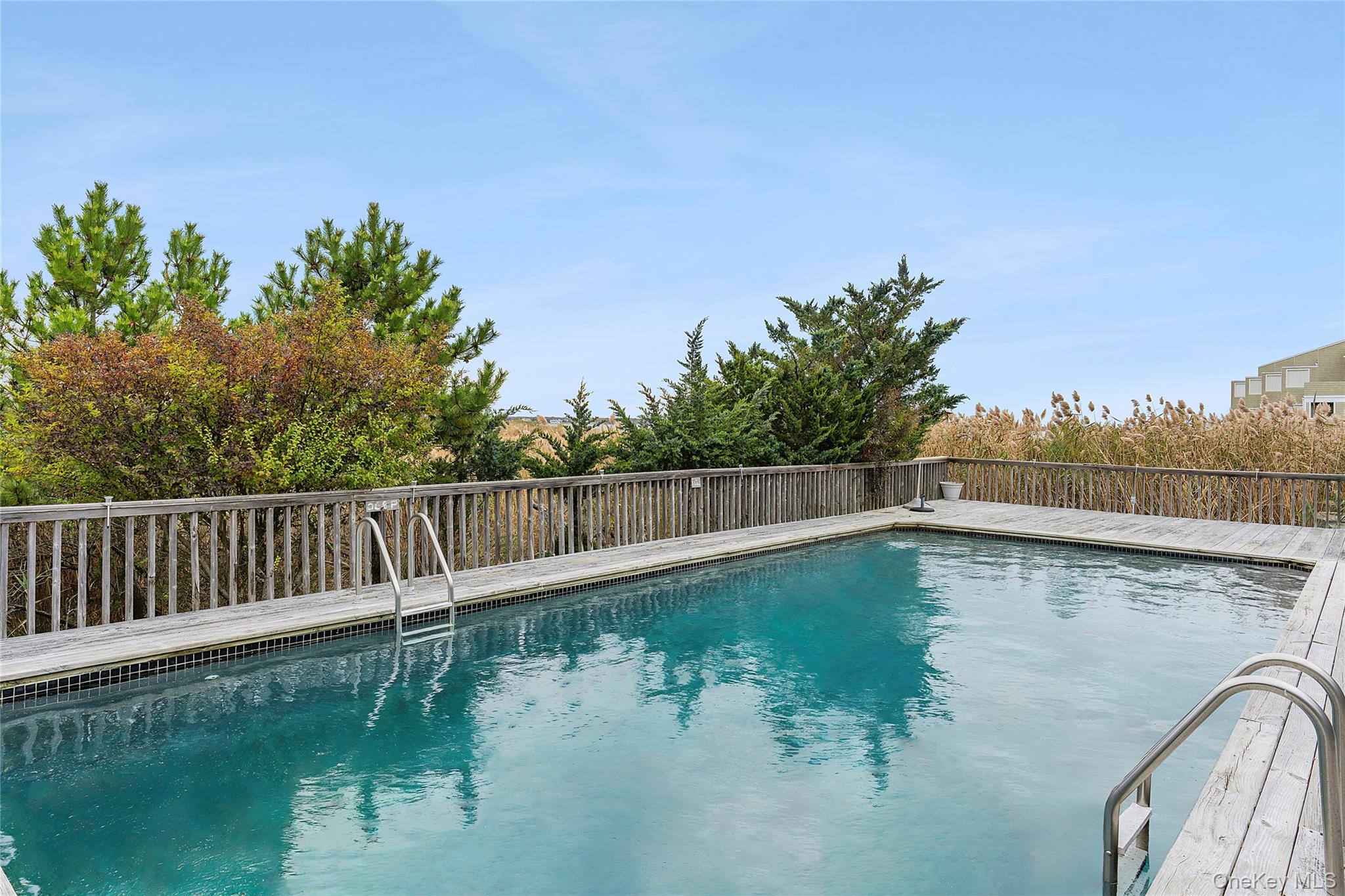 542 Dune Road