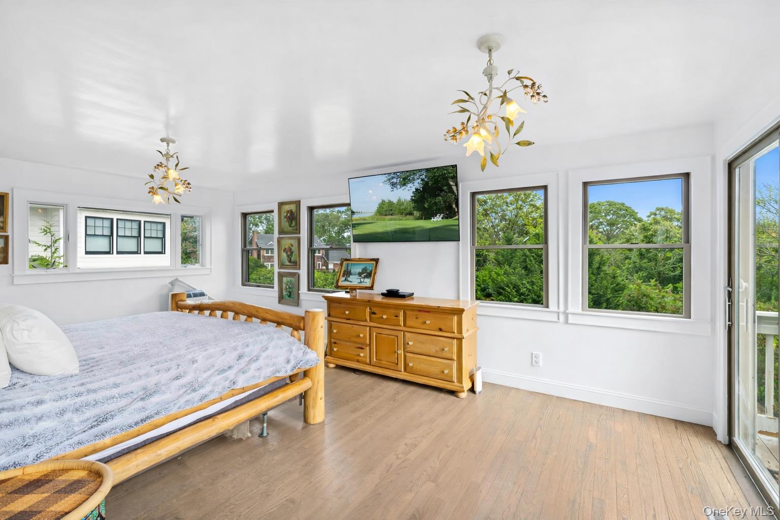 13 Willow Shade Avenue