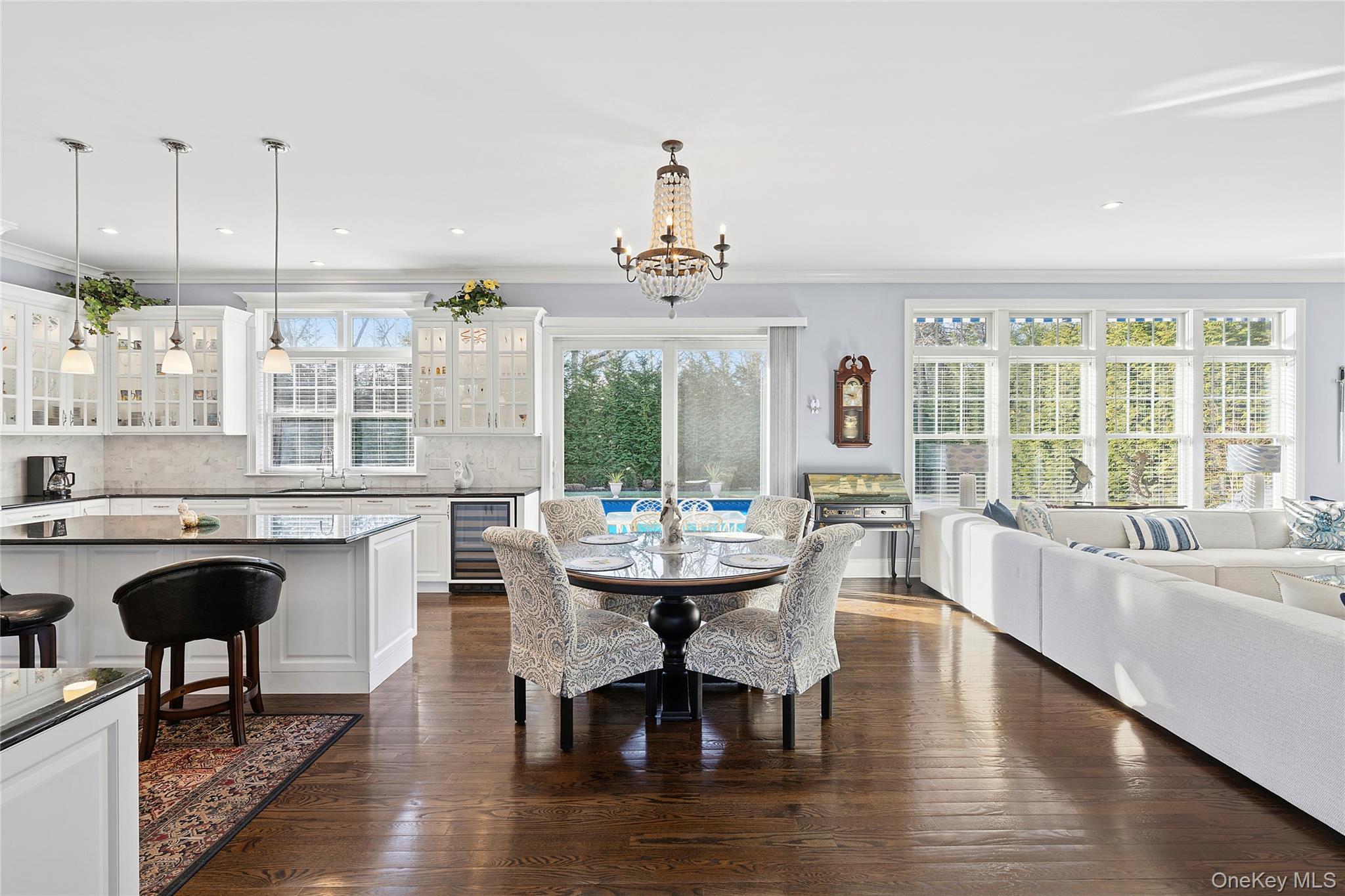106 E Tiana Road