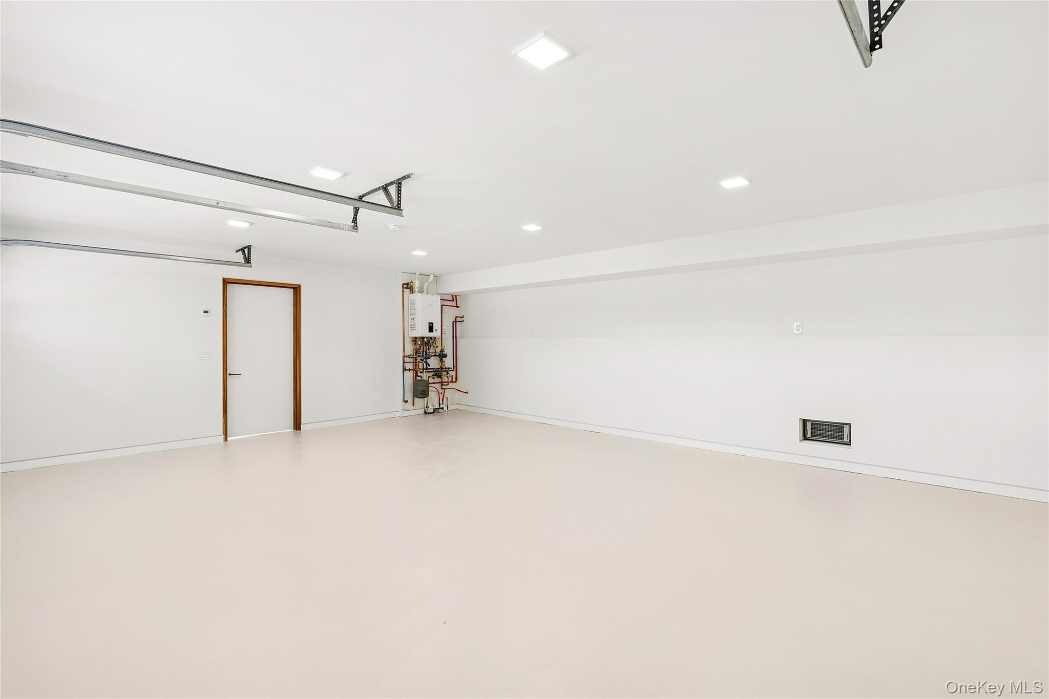 32 Quogo Neck Lane