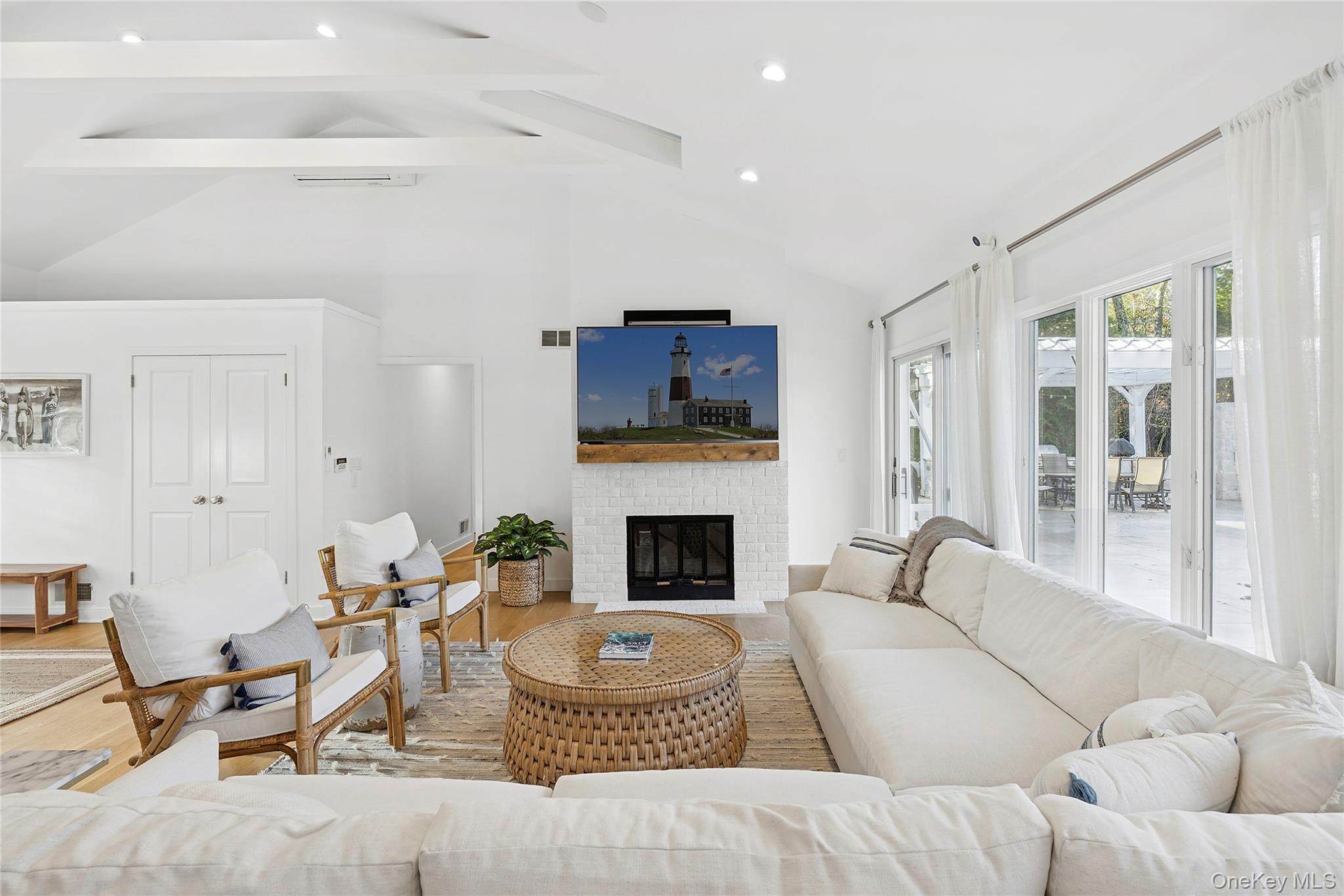 47 Bridle Path