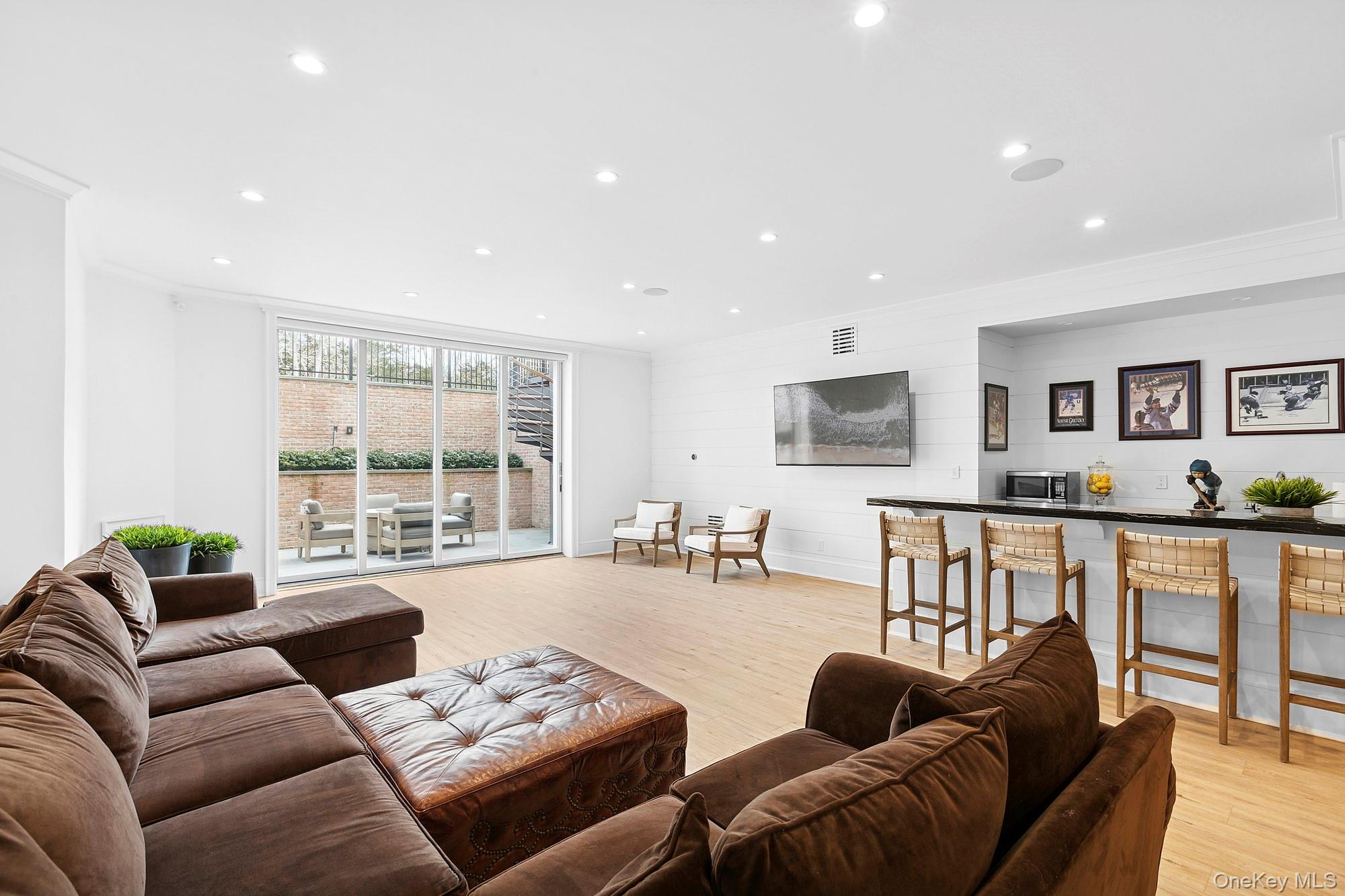 4 Heatherwood Lane