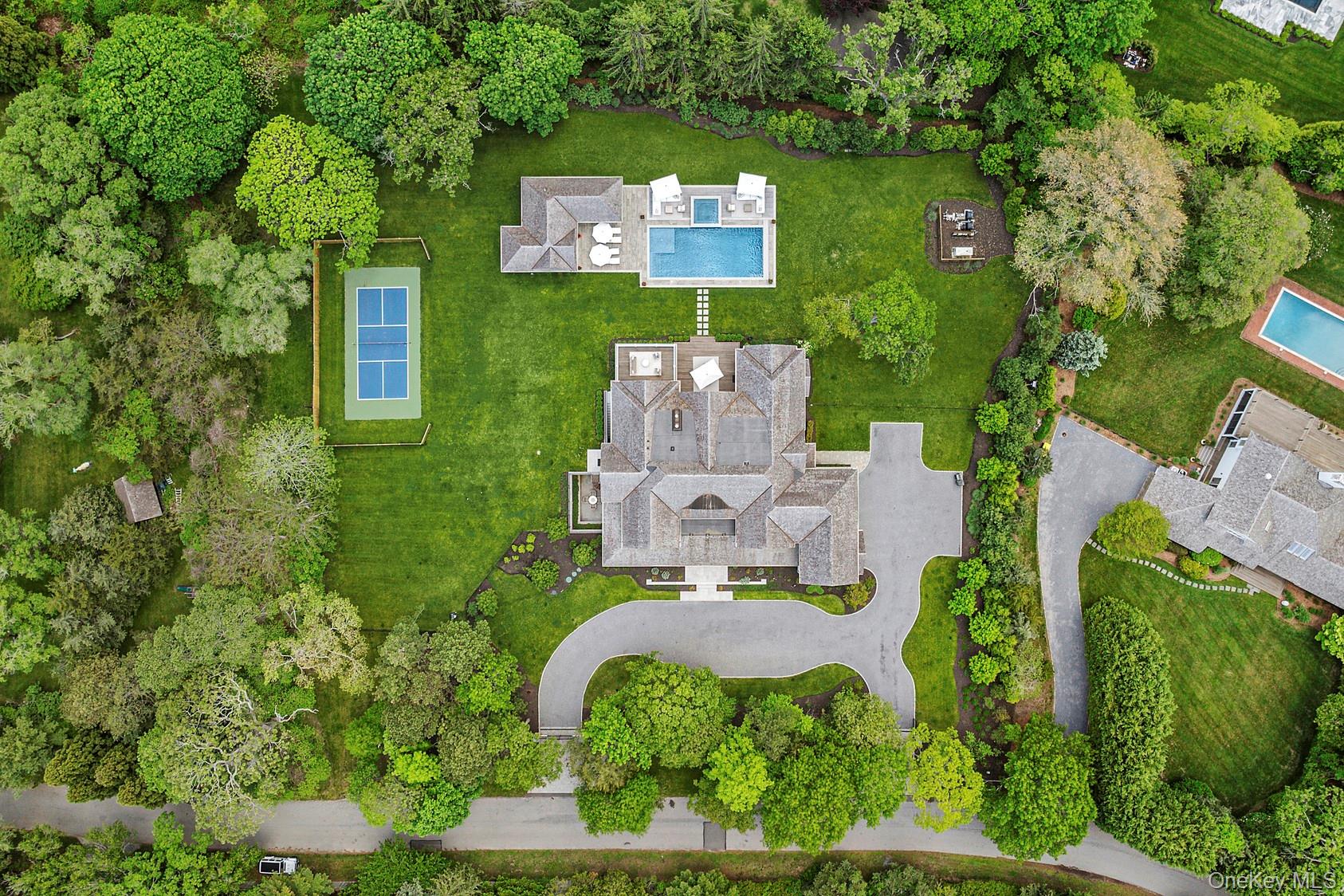 4 Heatherwood Lane