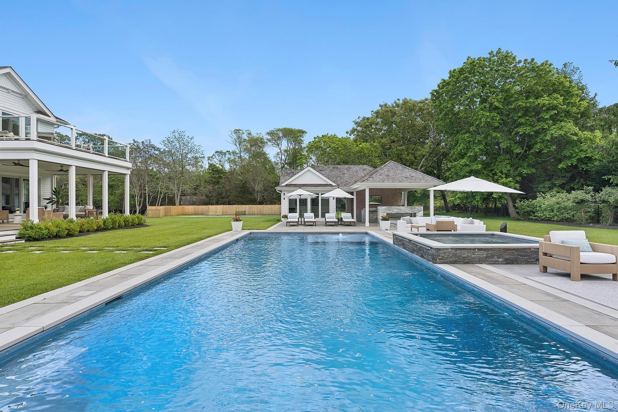 4 Heatherwood Lane