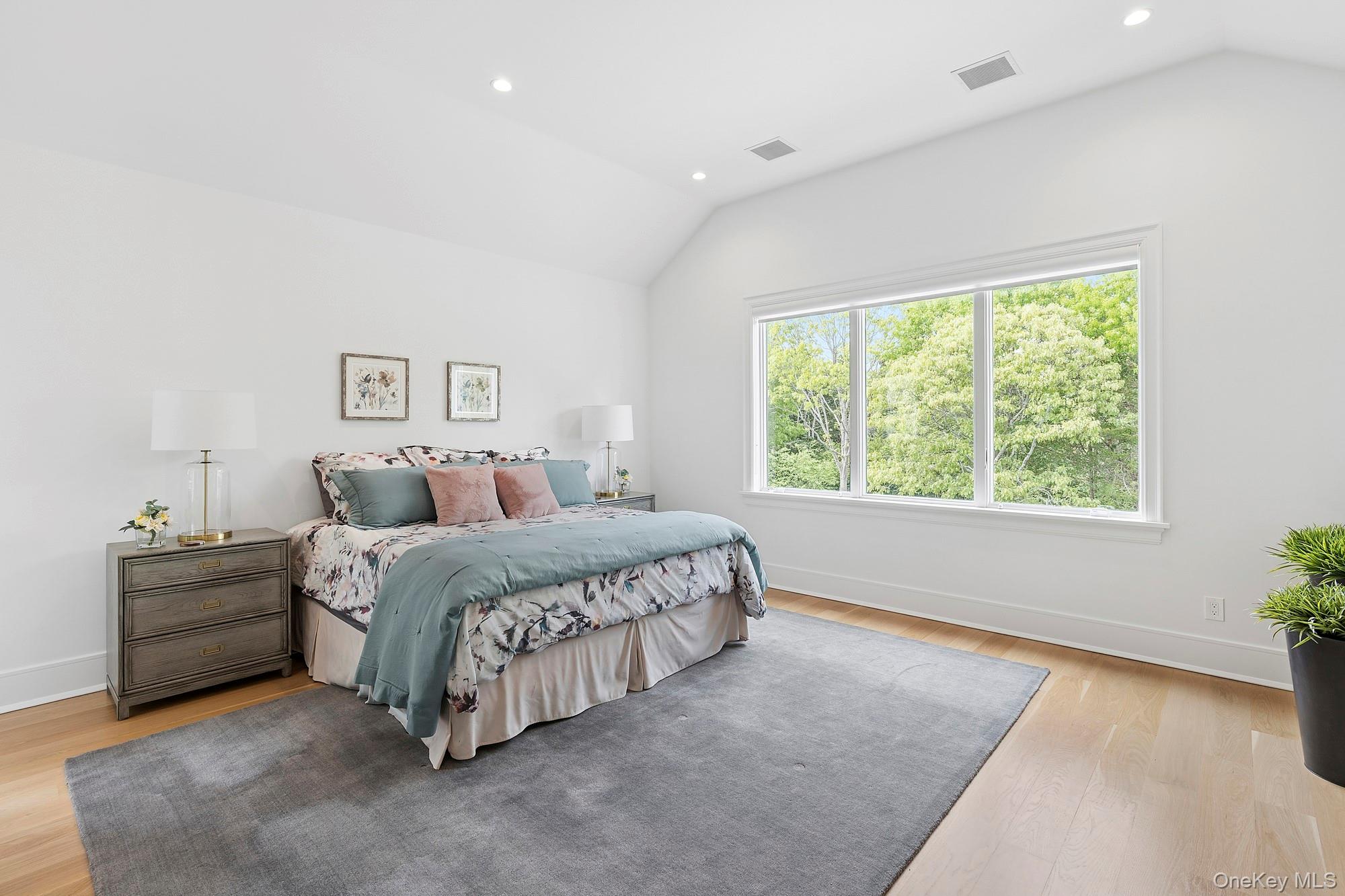 4 Heatherwood Lane