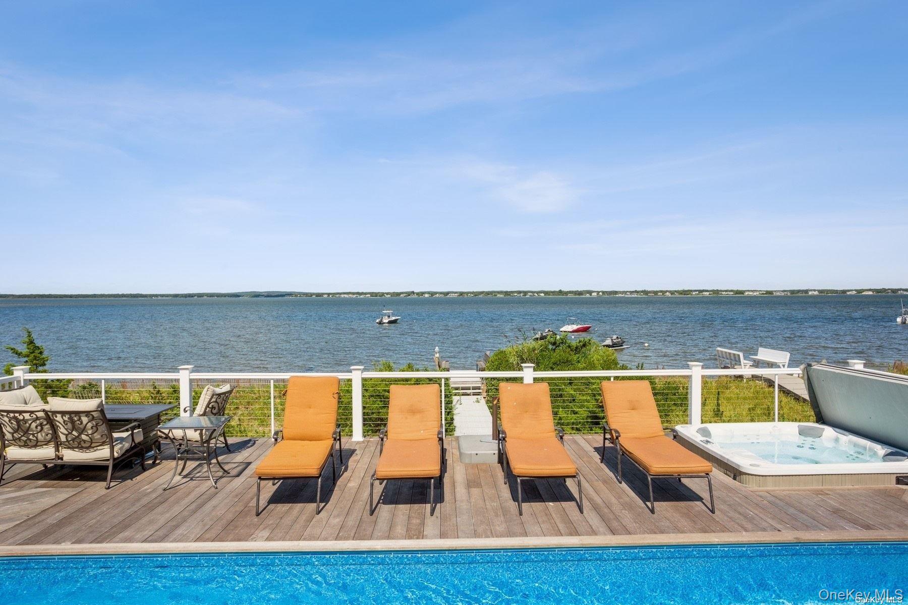 676 Dune Road