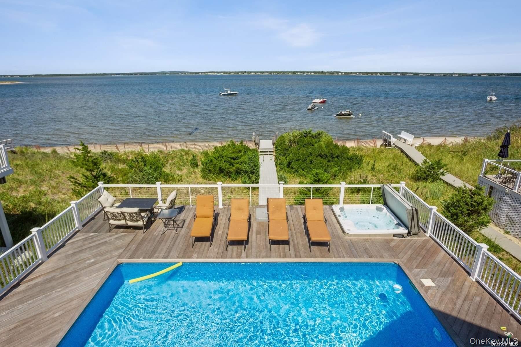 676 Dune Road