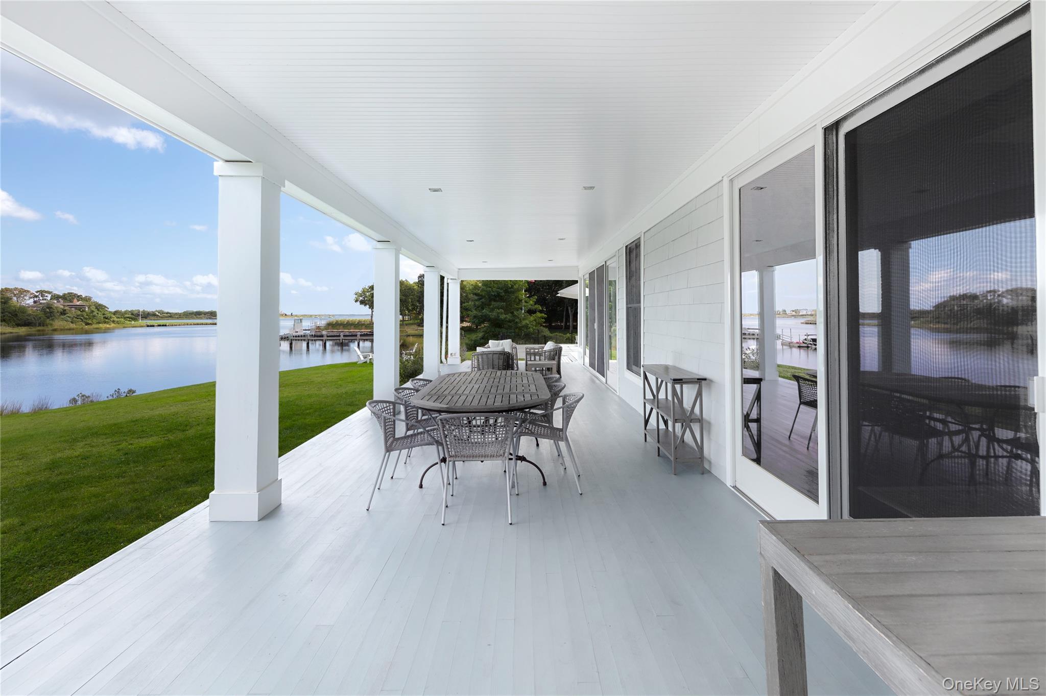 11 Bay Road