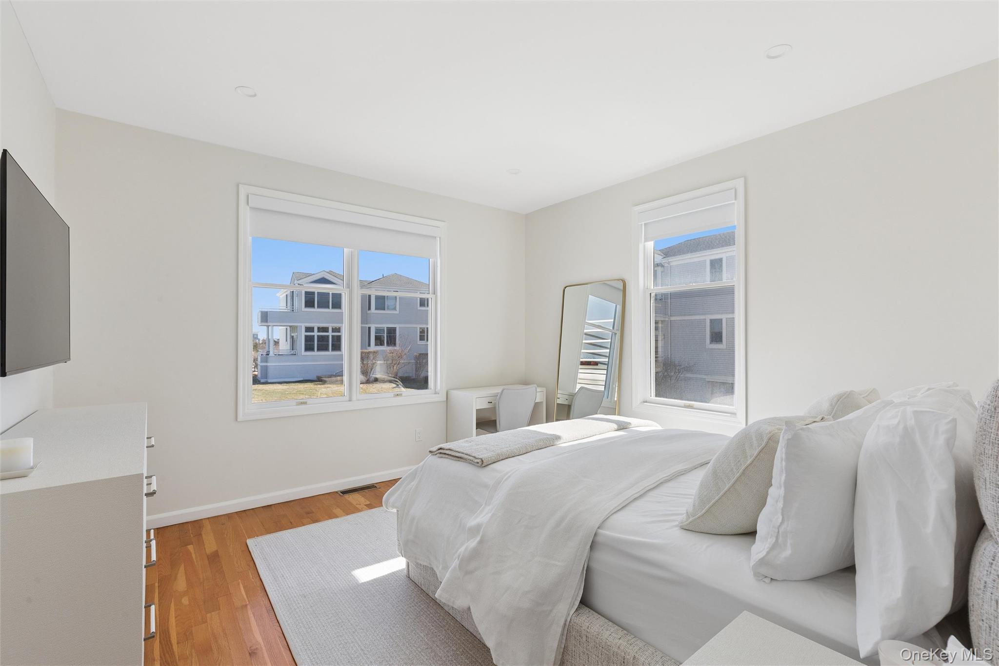 580 Dune Road Unit: 3