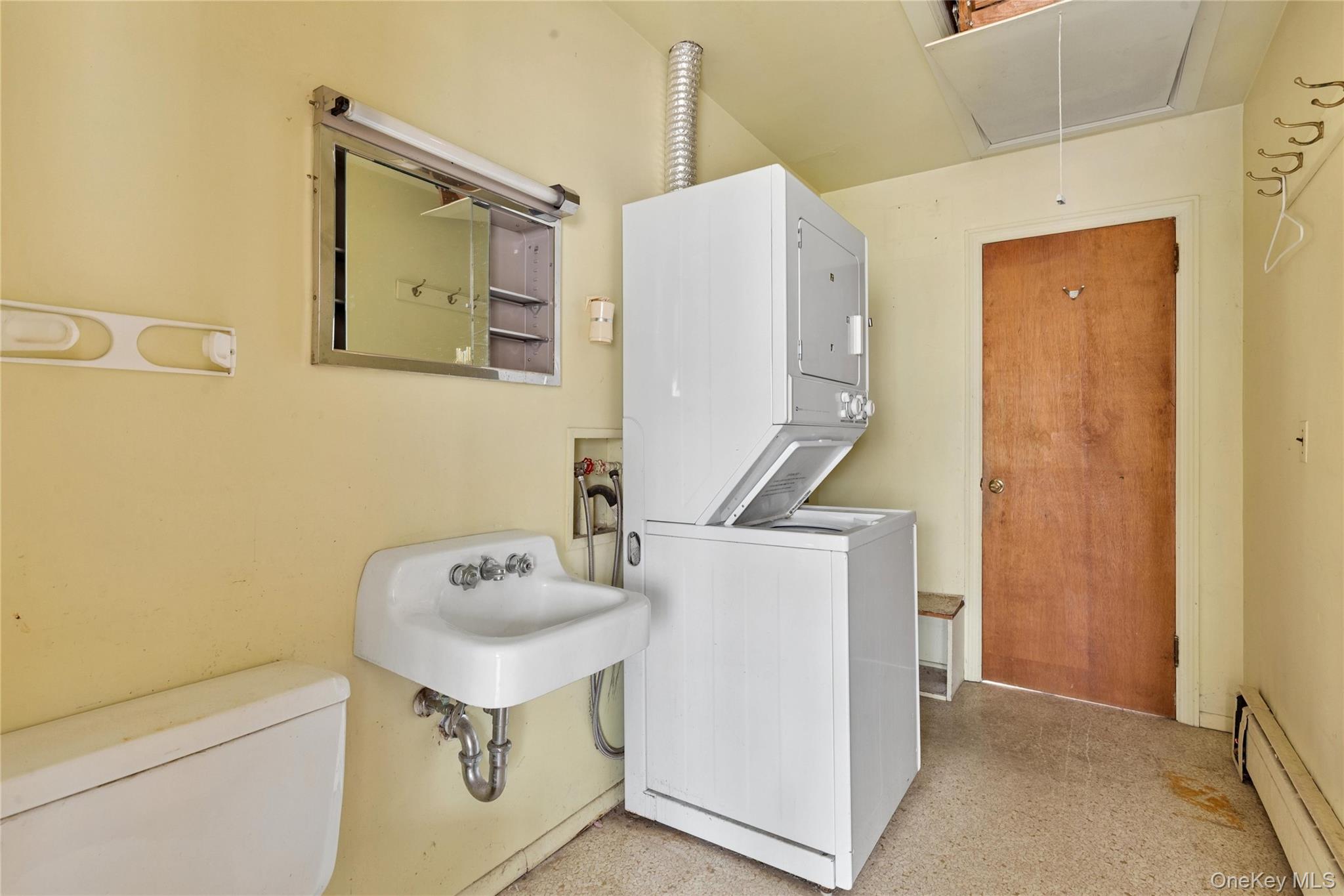 4 E Rampasture Road