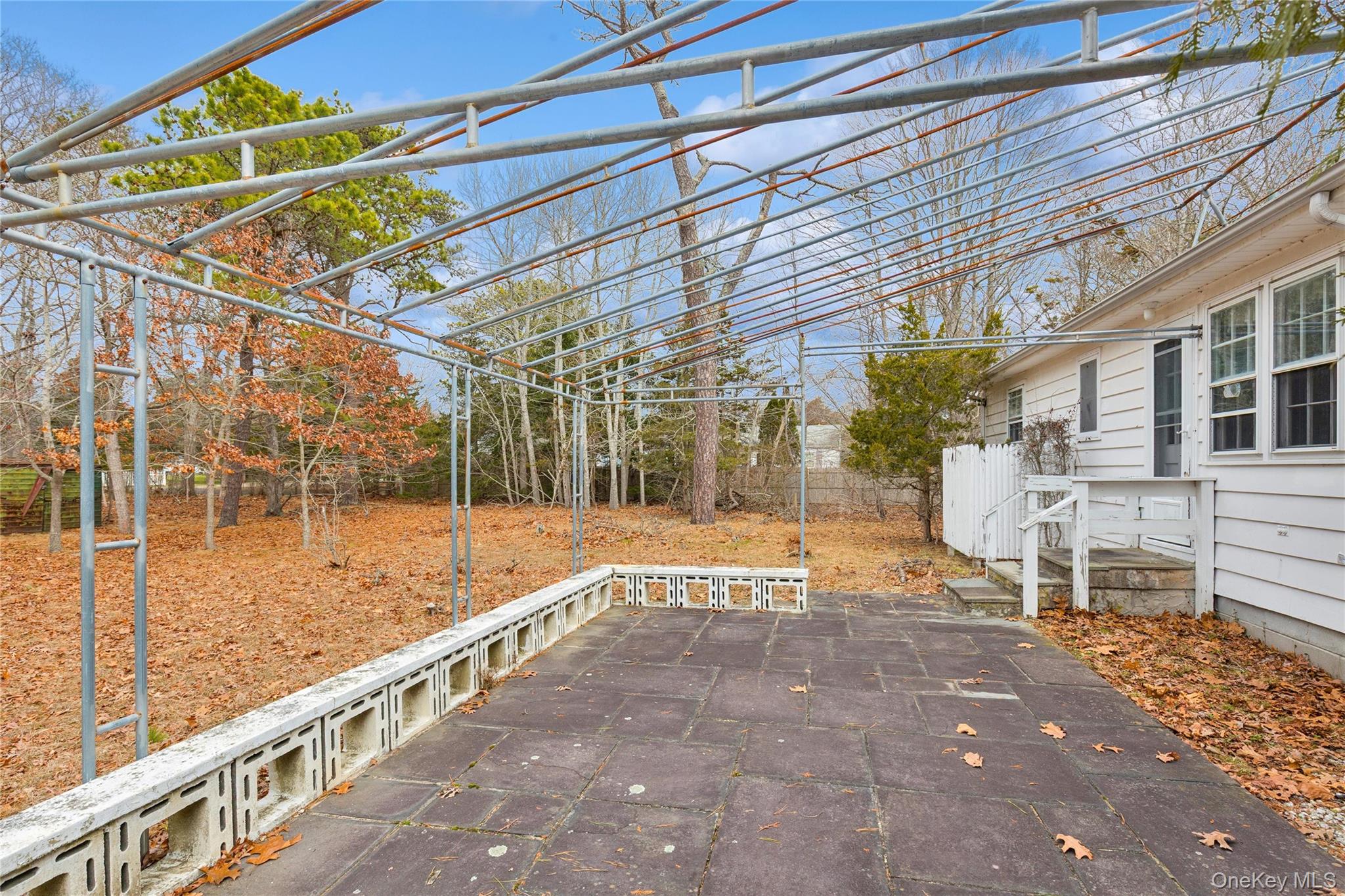 4 E Rampasture Road
