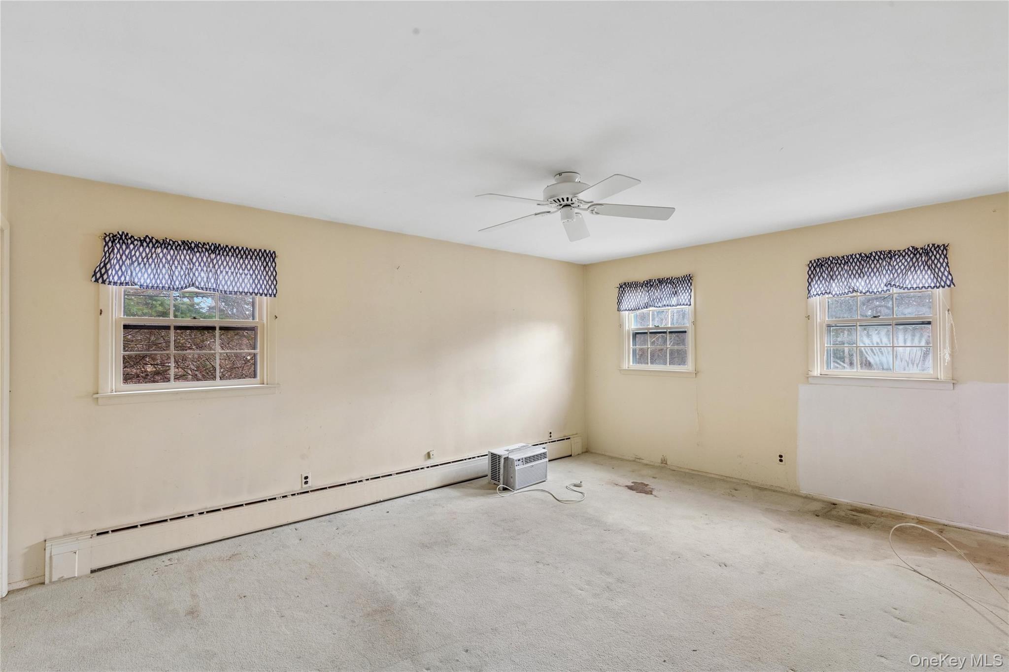 4 E Rampasture Road