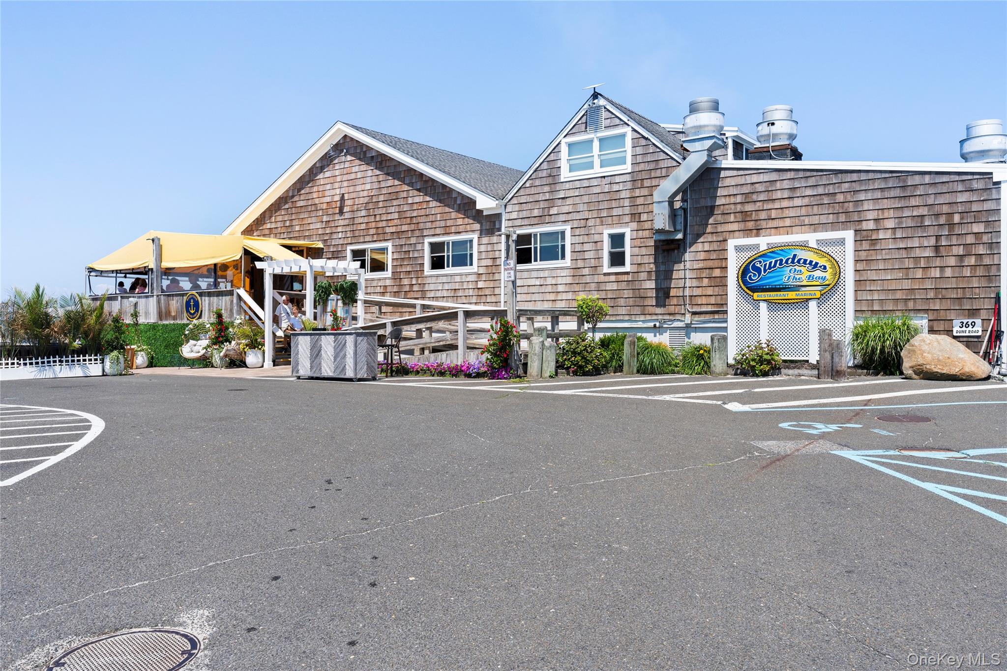 369 Dune Road