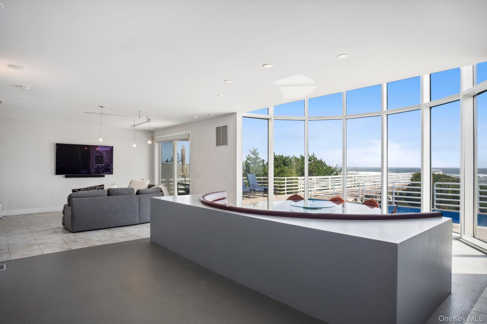 681 Dune Road
