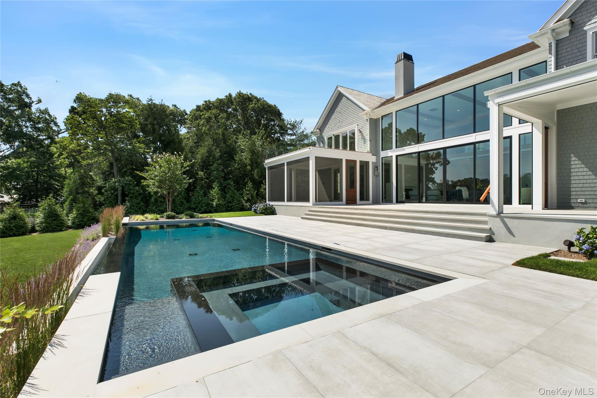 15 Old Point Road