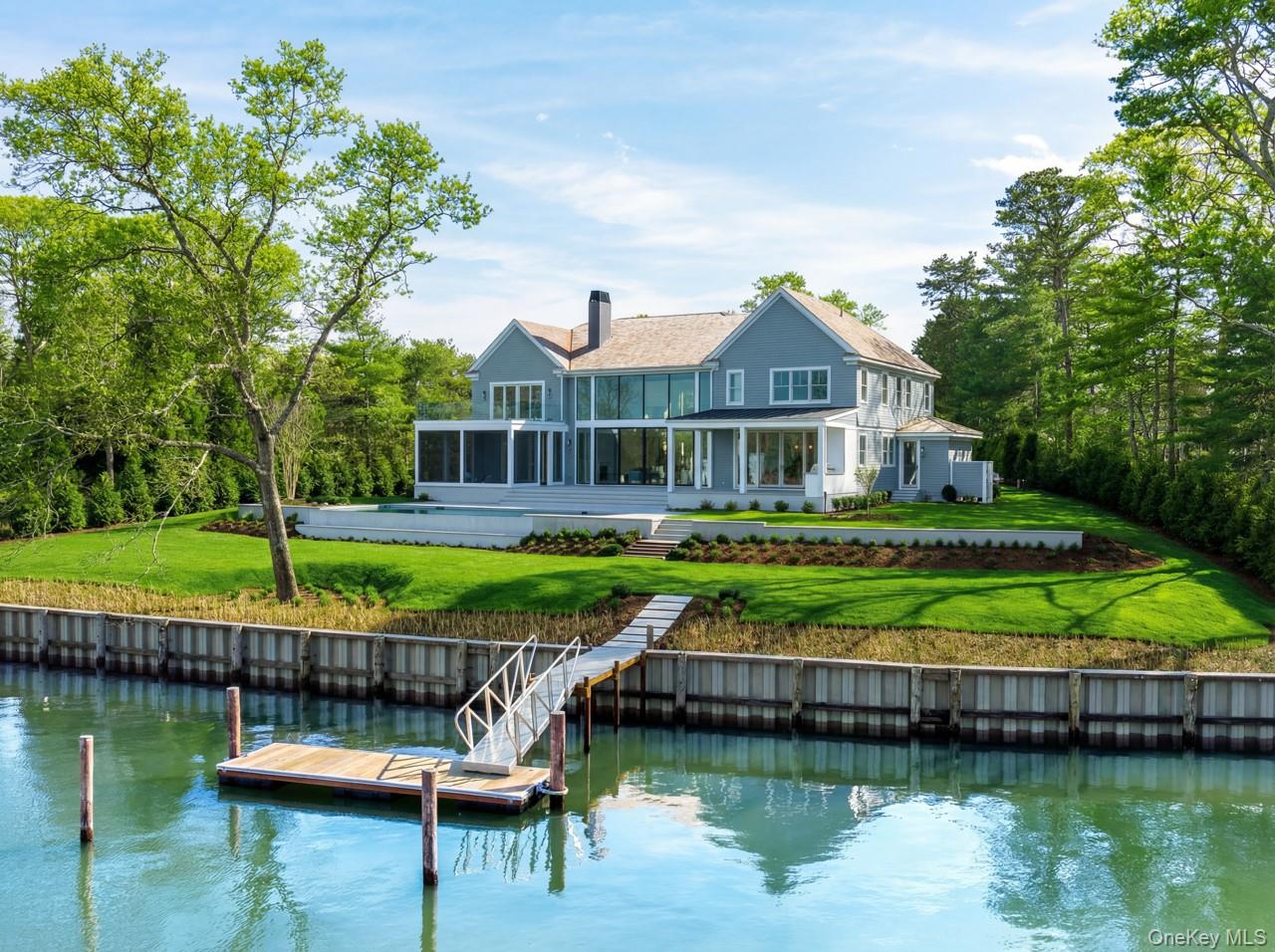 15 Old Point Road