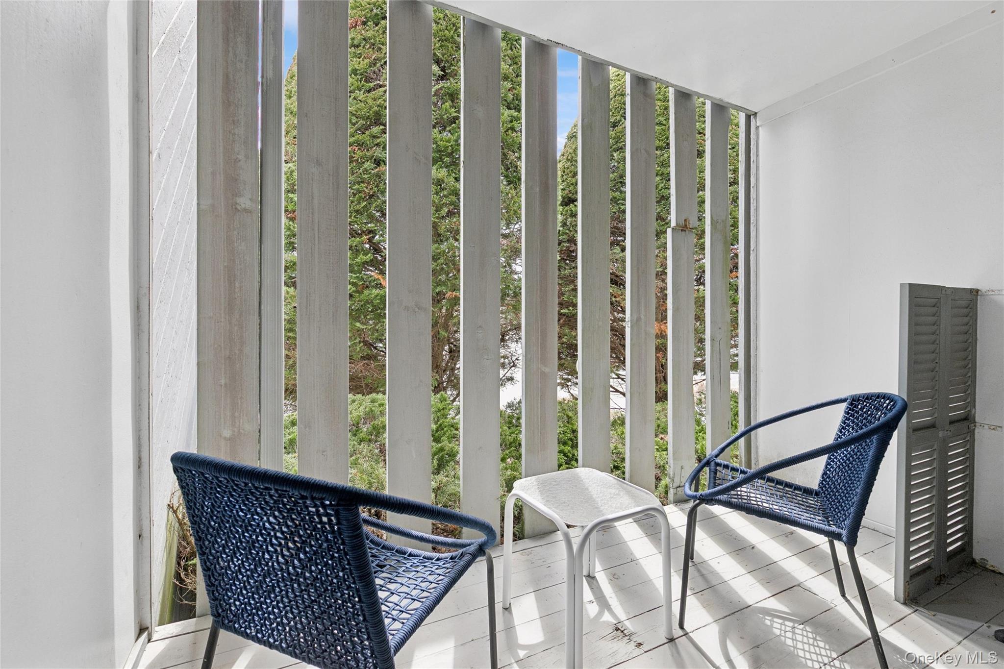 274 Dune Road Unit: 9