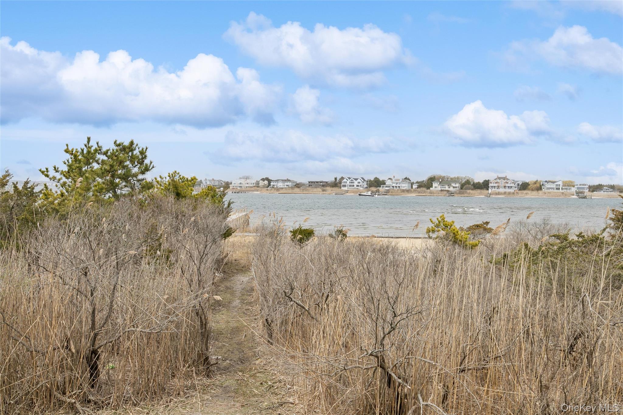 274 Dune Road Unit: 9