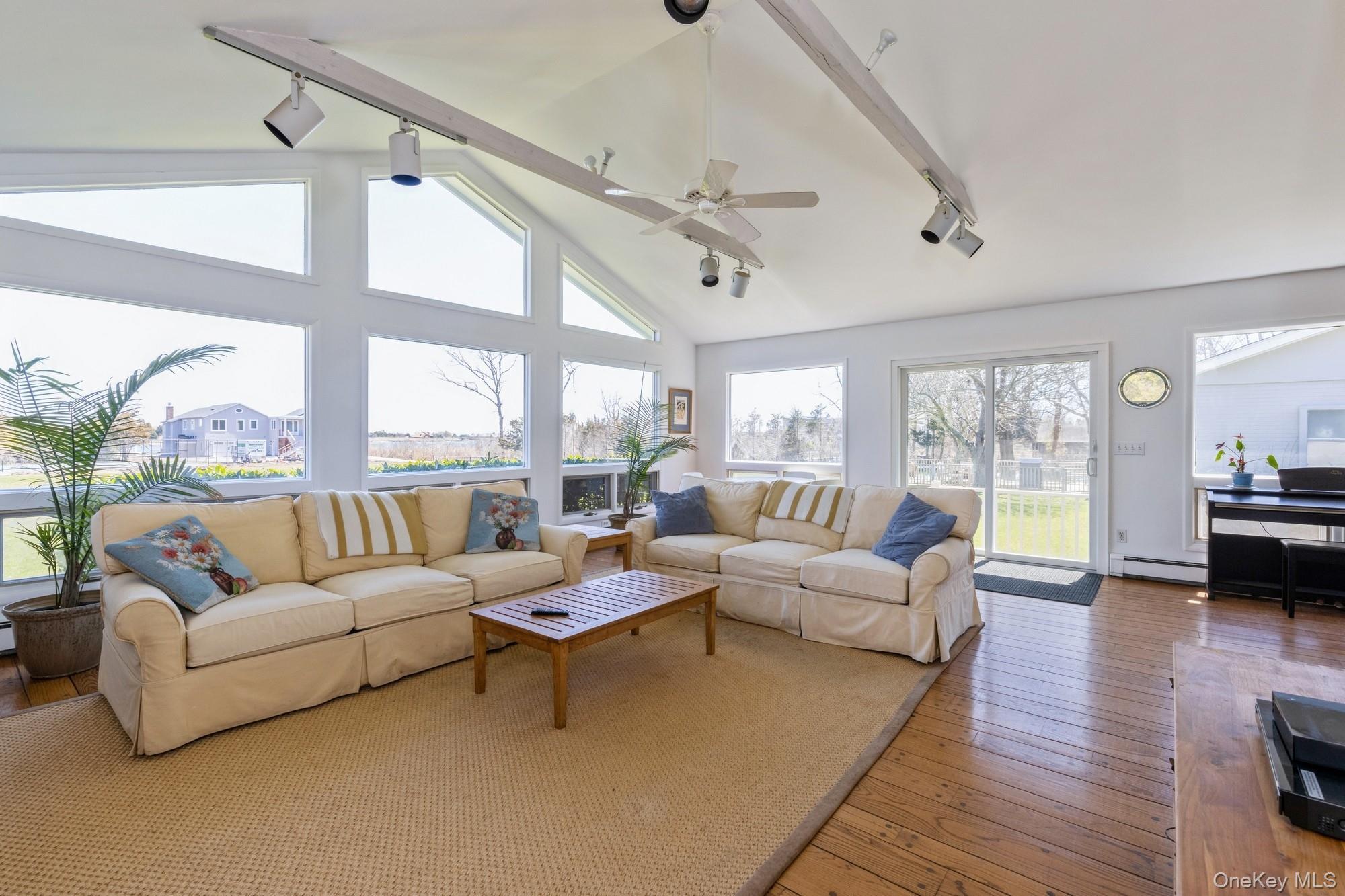 29 Alden Lane