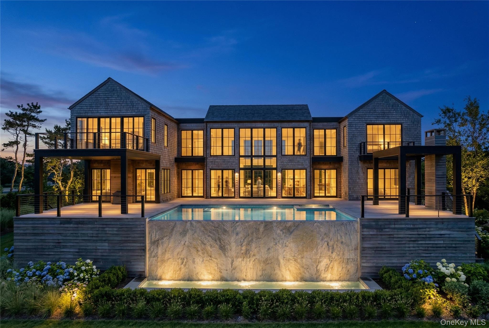 11 Pine Tree Lane