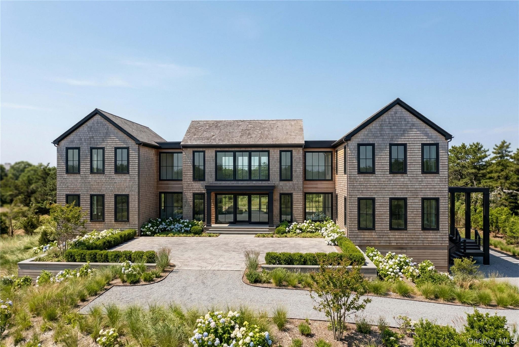 11 Pine Tree Lane