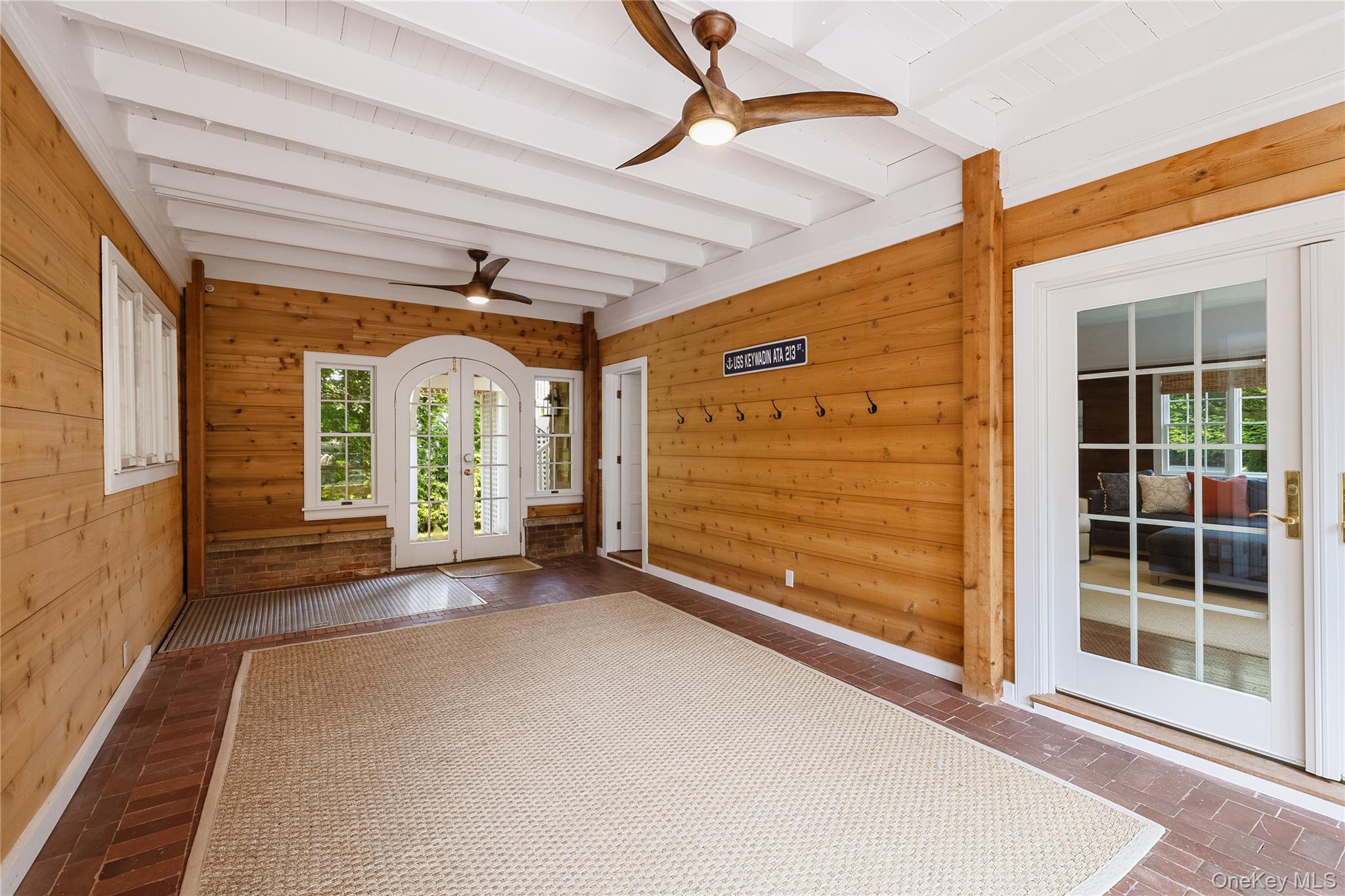 92 Beach Lane