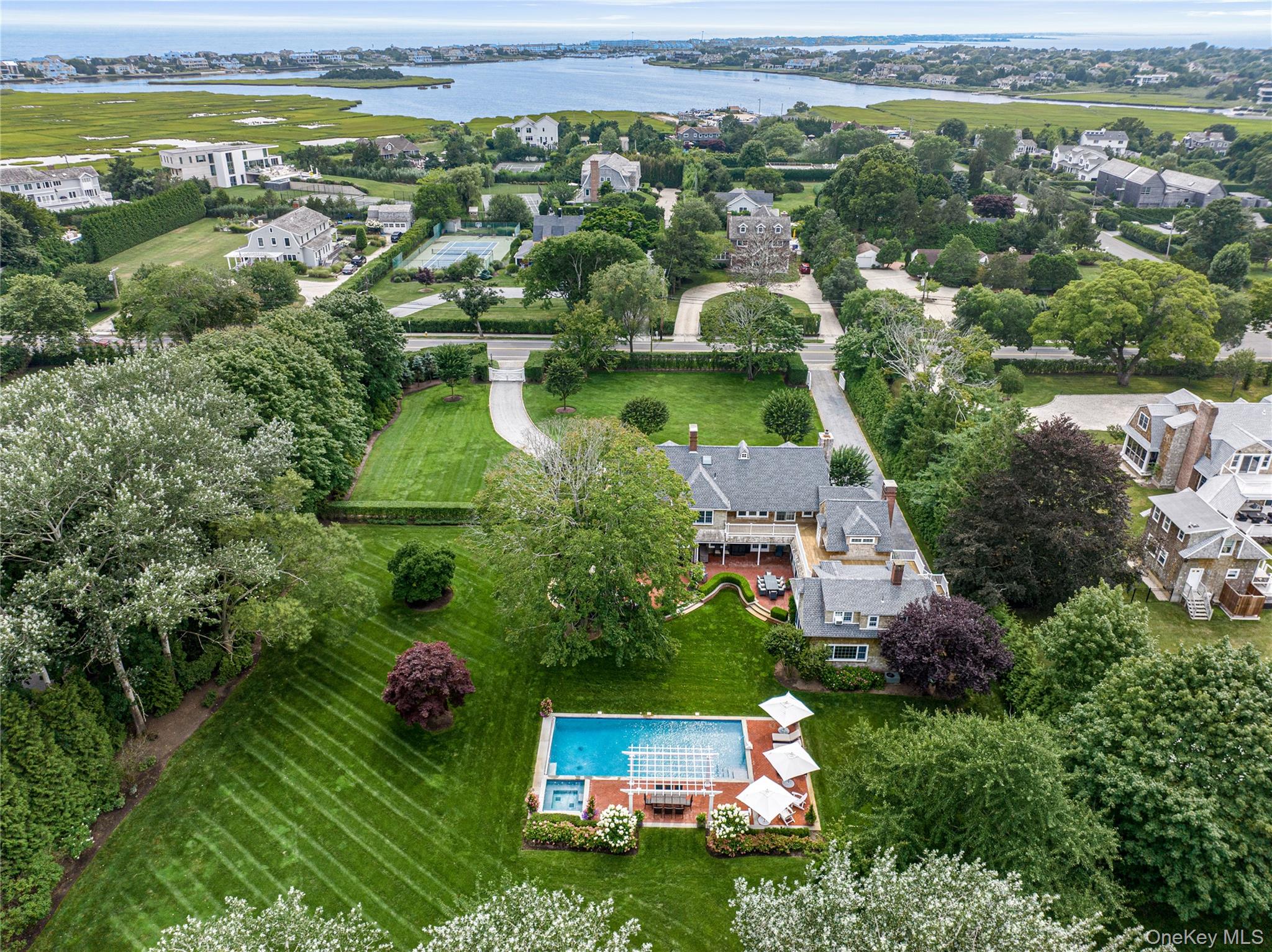 92 Beach Lane