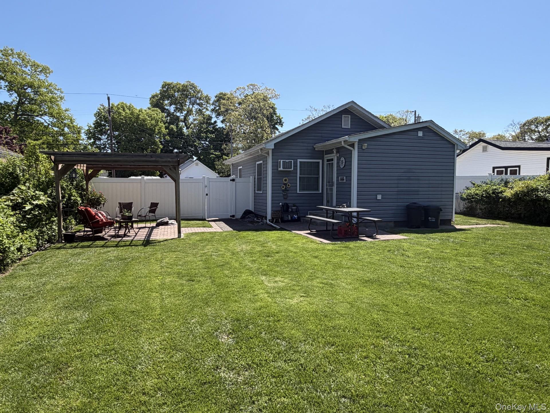 96 Pleasure Avenue