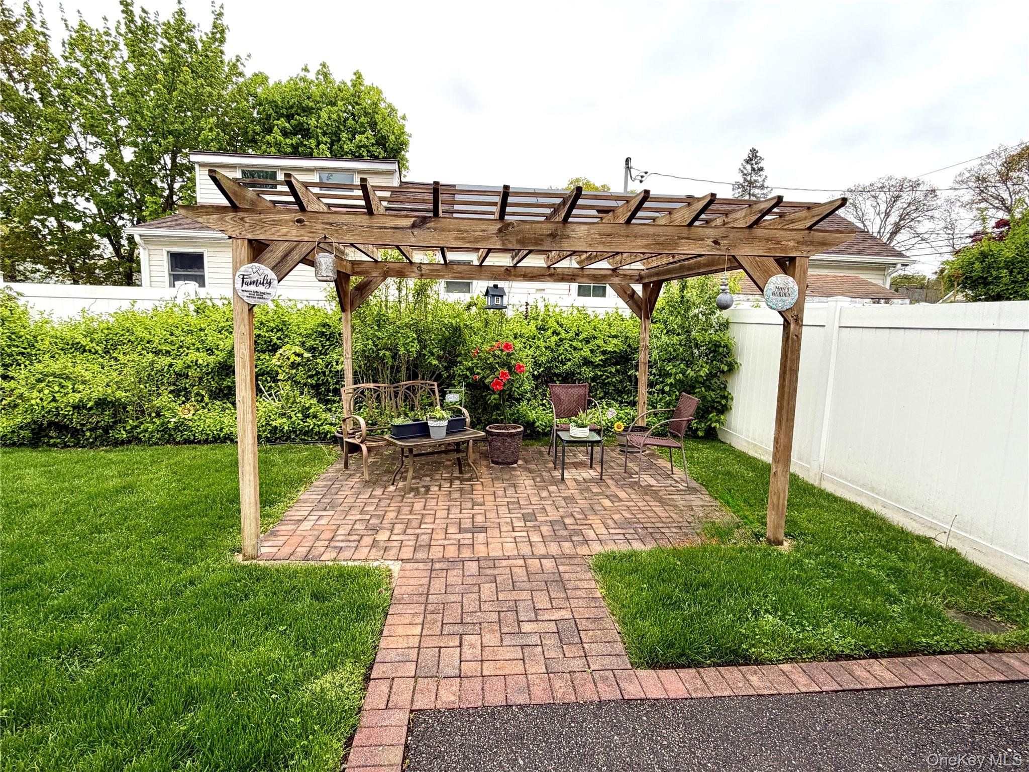 96 Pleasure Avenue