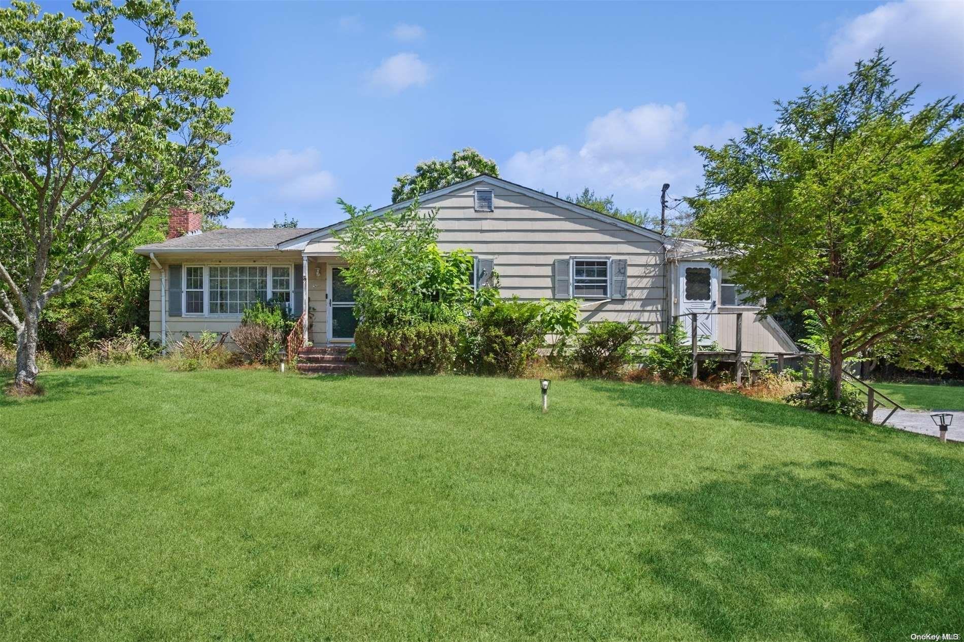 26 Montauk Highway