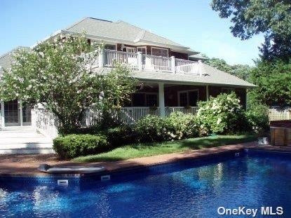 3 Pine Grove Court