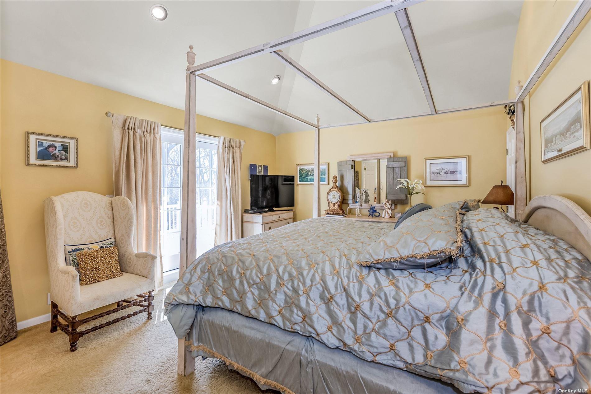 3 Pine Grove Court
