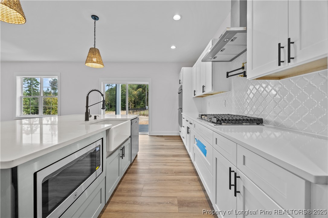 411 Stable Court Court