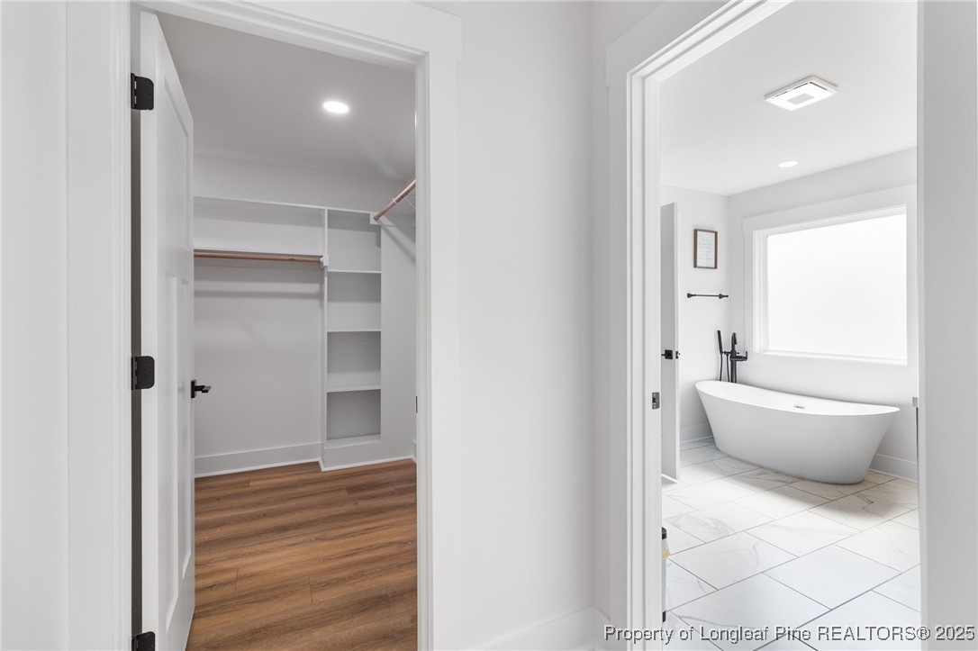 412 Stable Court Court