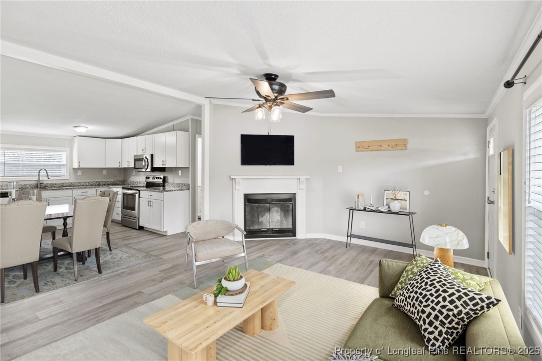 364 Valley Forge Way S