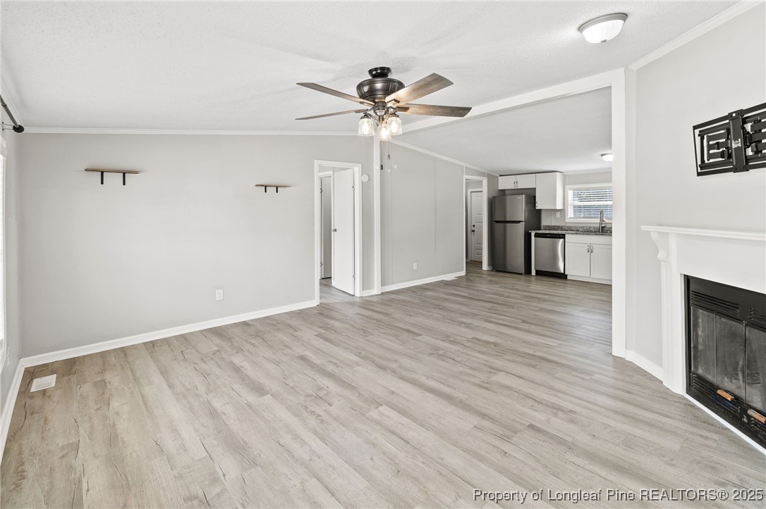 364 Valley Forge Way S