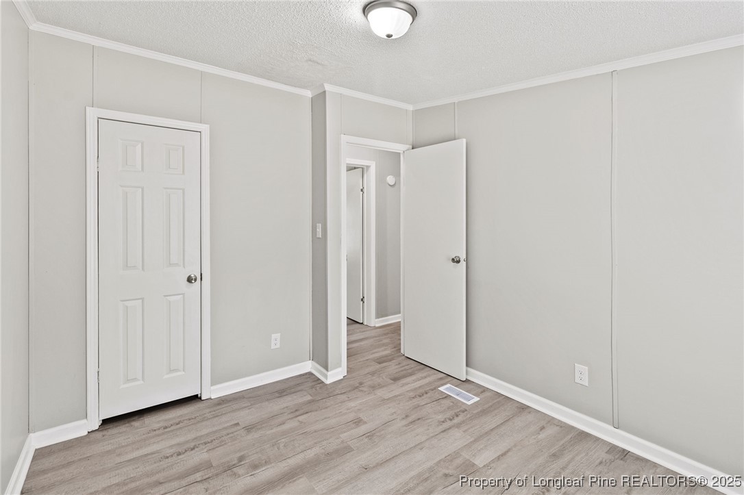 364 Valley Forge Way S