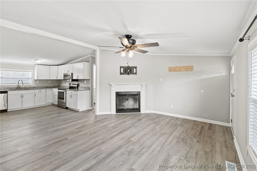 364 Valley Forge Way S