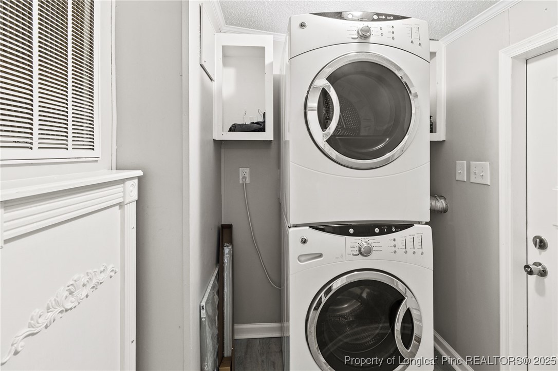 364 Valley Forge Way S