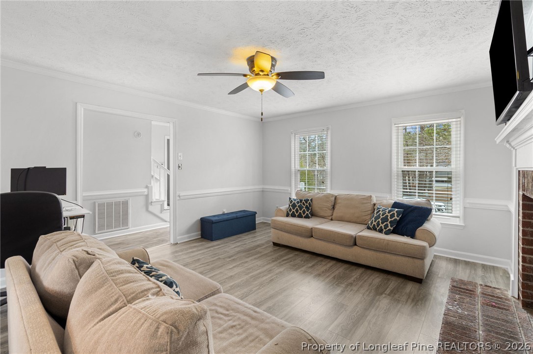 5587 Ashgrove Drive